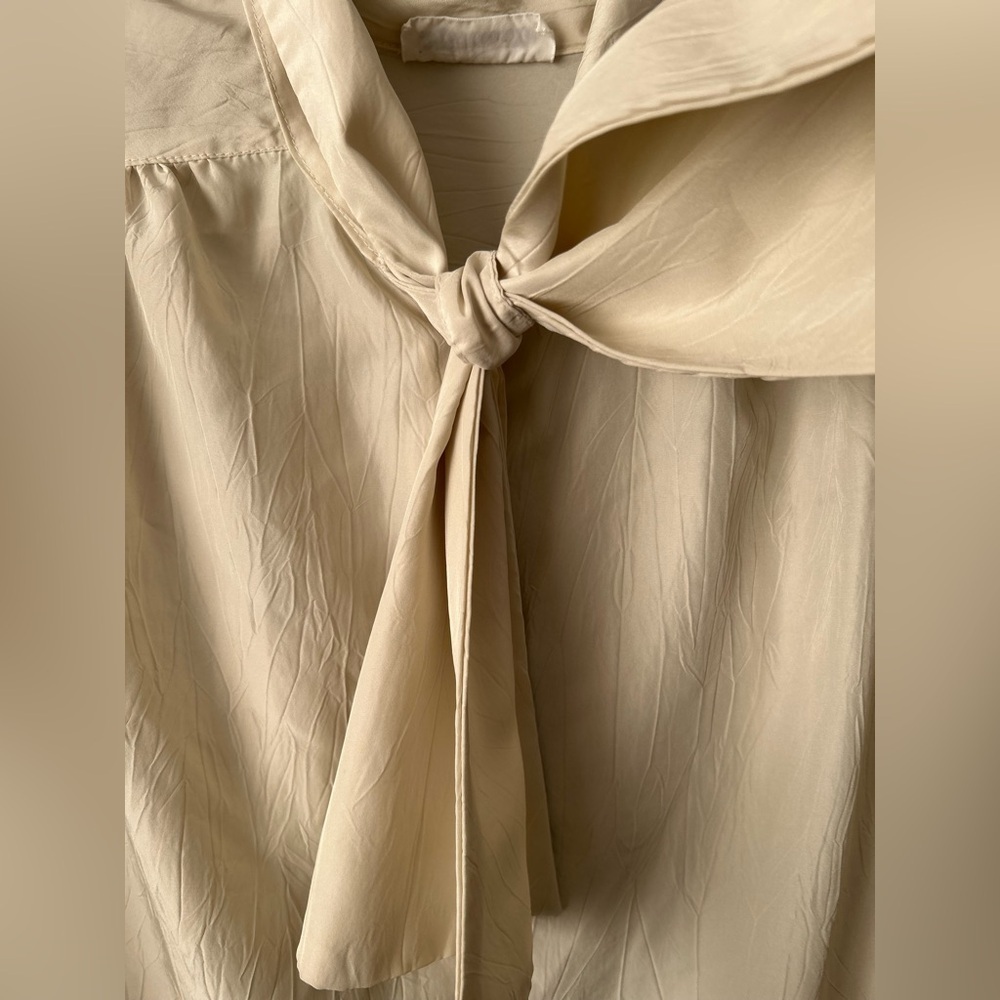 Vintage 80s bow tie blouse - Picture 6 of 15